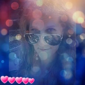 Meet your Posher, Becky